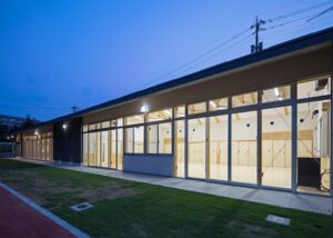 ６-東面外観夜景