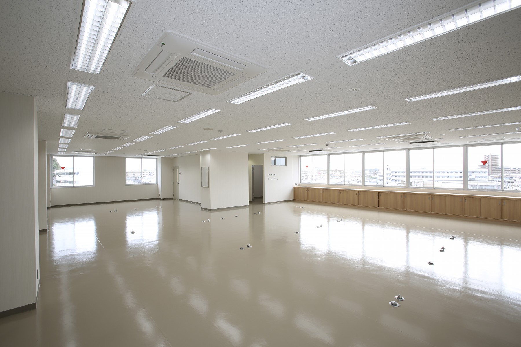 No.34.4階事務室4