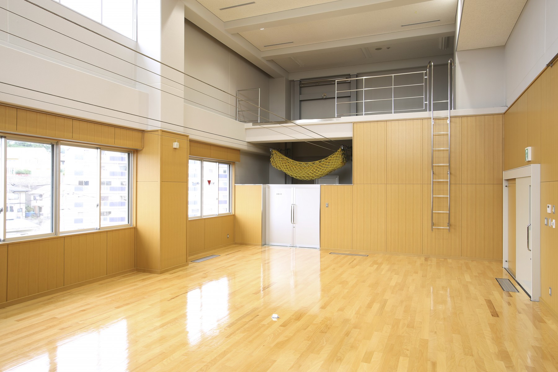 No.36.4階講堂兼室内訓練場1