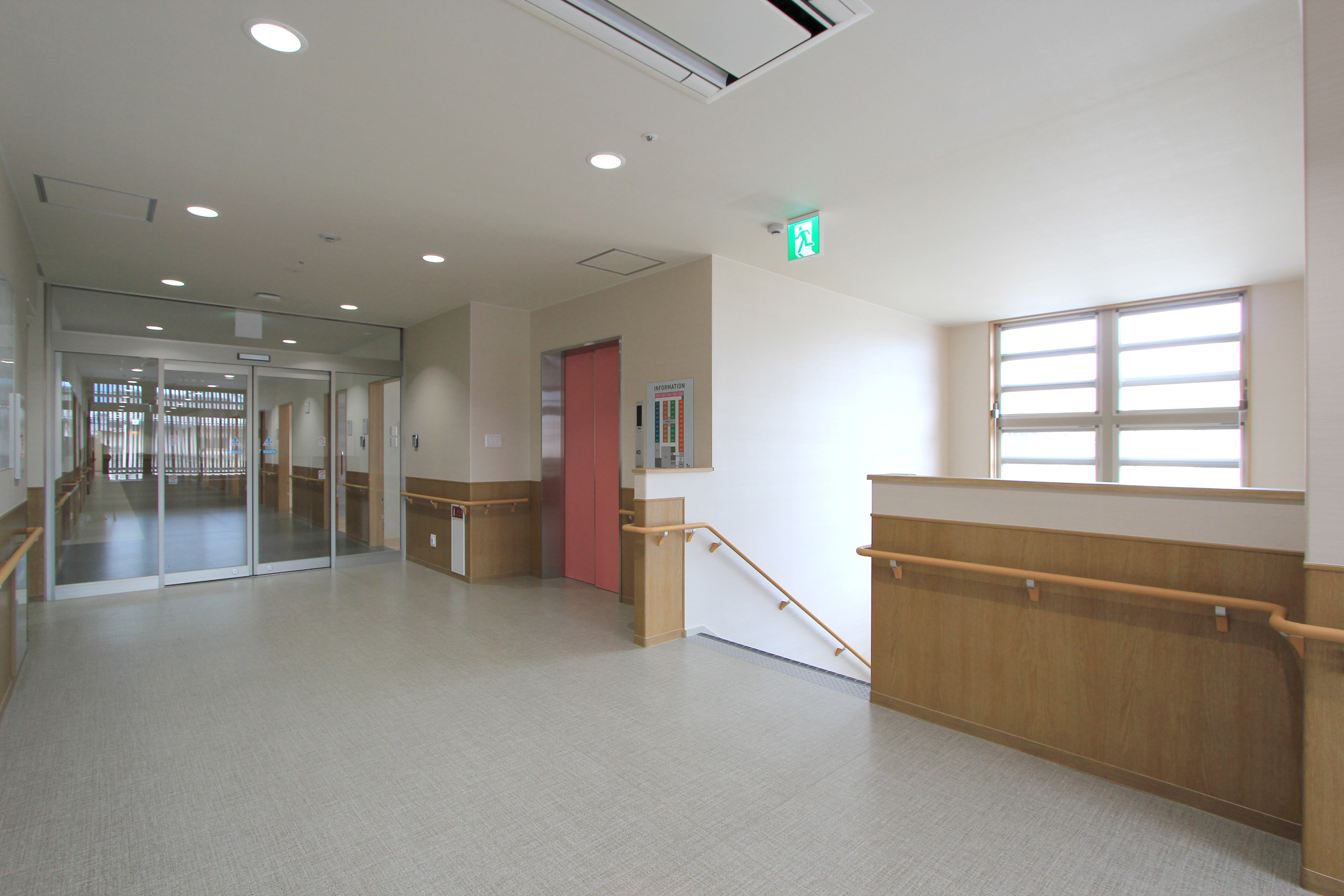 007_2F_共用_ホール_IMG_6907